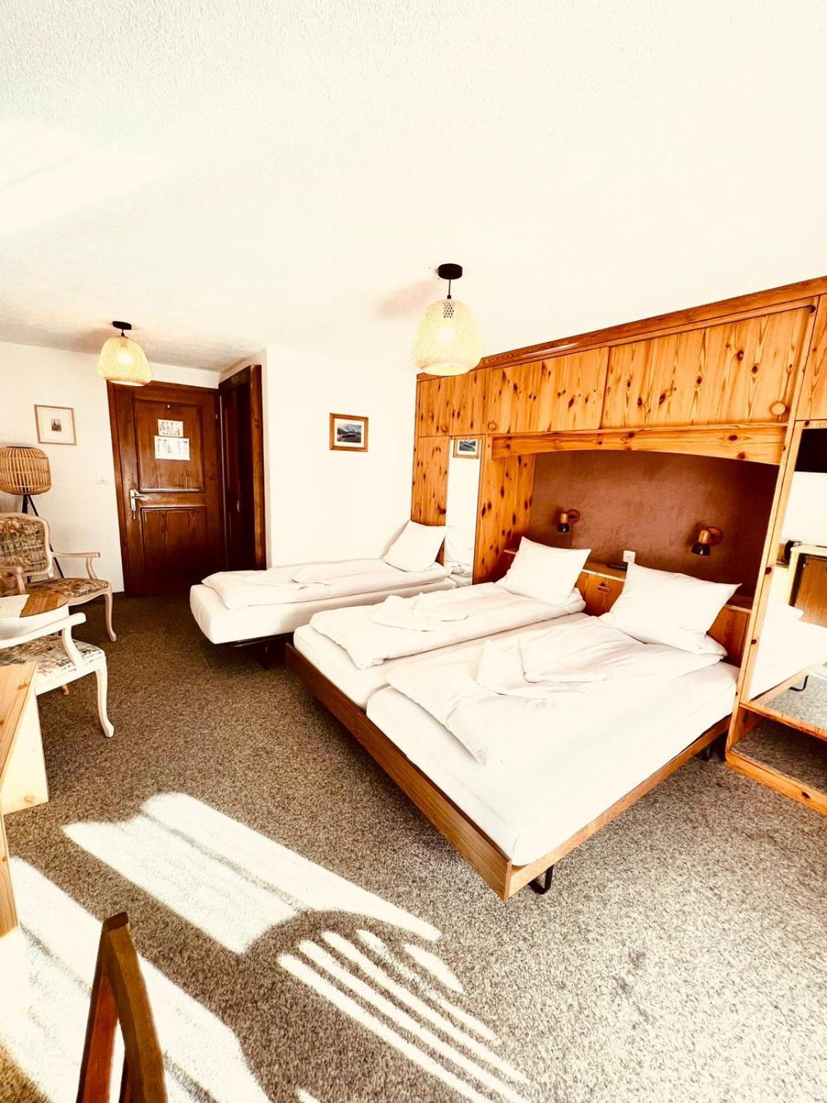 Hotel Old Jnn Klosters Exterior foto
